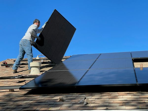 5 raisons d'investir dans un panneau solaire pour votre maison