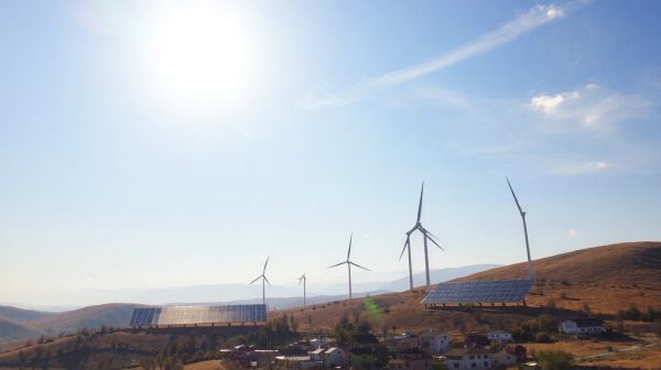 Les 5 solutions des énergies renouvelables aux défis énergétiques