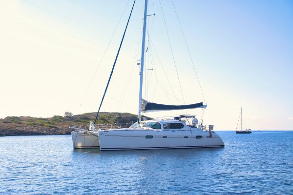 Location catamaran à Marseille : explorez la méditerranée en luxe