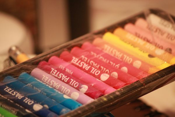 Pastel à l'écu : luminosité exceptionnelle pour vos dessins